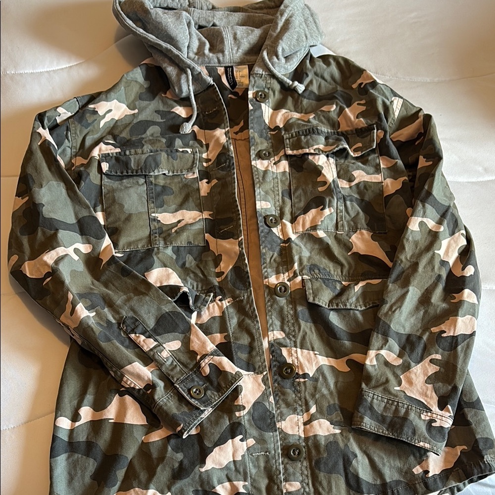Camouflage Hooded Jacket